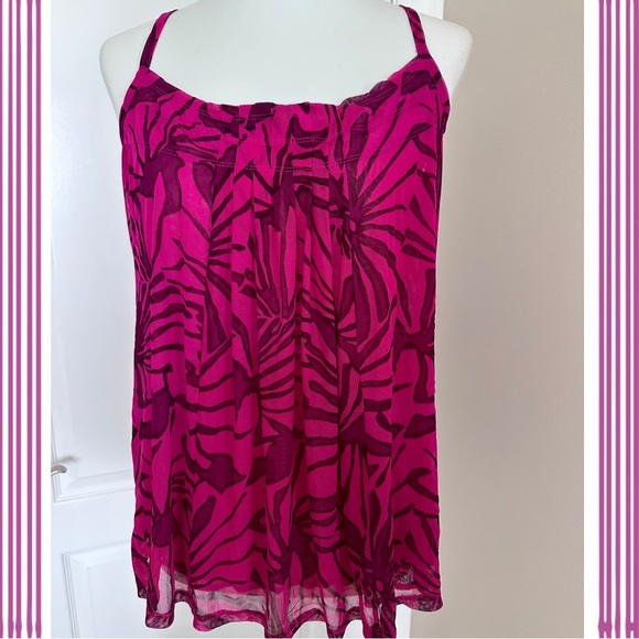 Gorgeous Fuchsia Cami - Picture 1 of 8